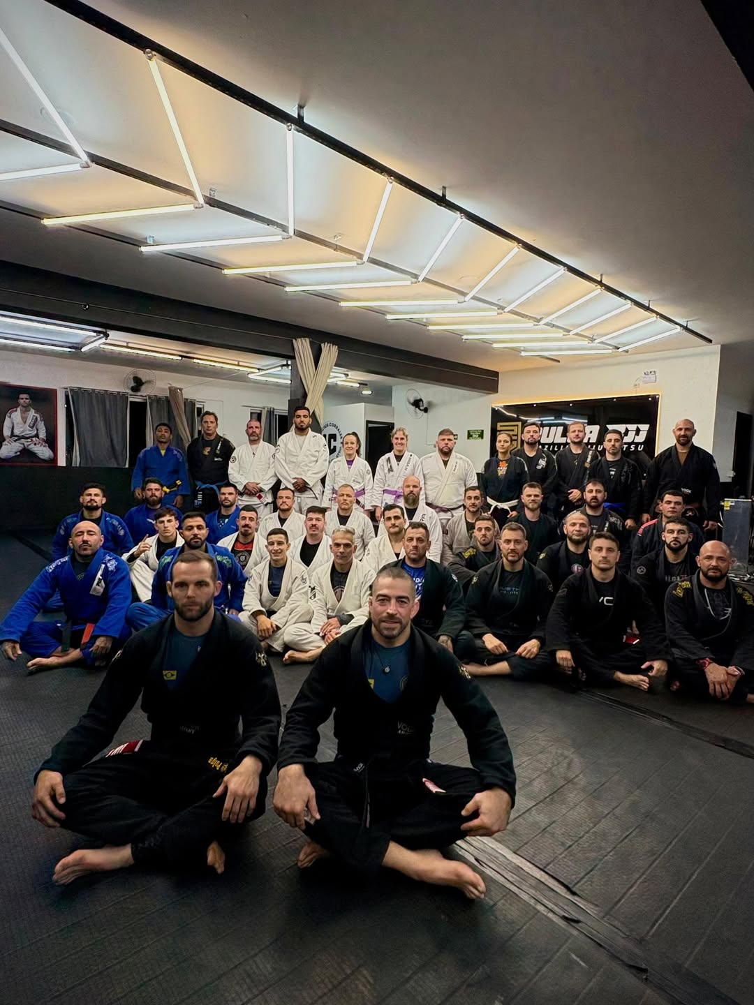 Pulga BJJ hoje — mais de 300 alunos